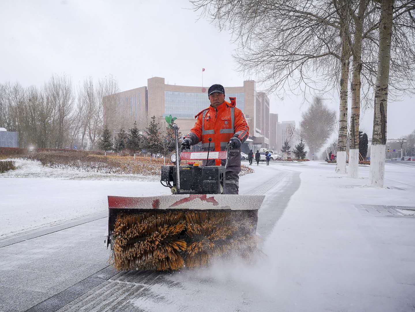 吉林省长春市：科学清雪保畅通 提升城市保障力