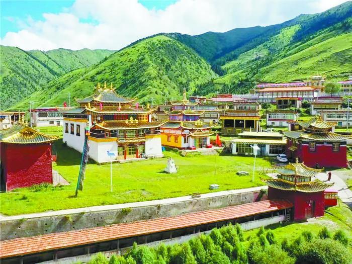青海班玛班前村：被称为“果洛小江南”的藏族古村
